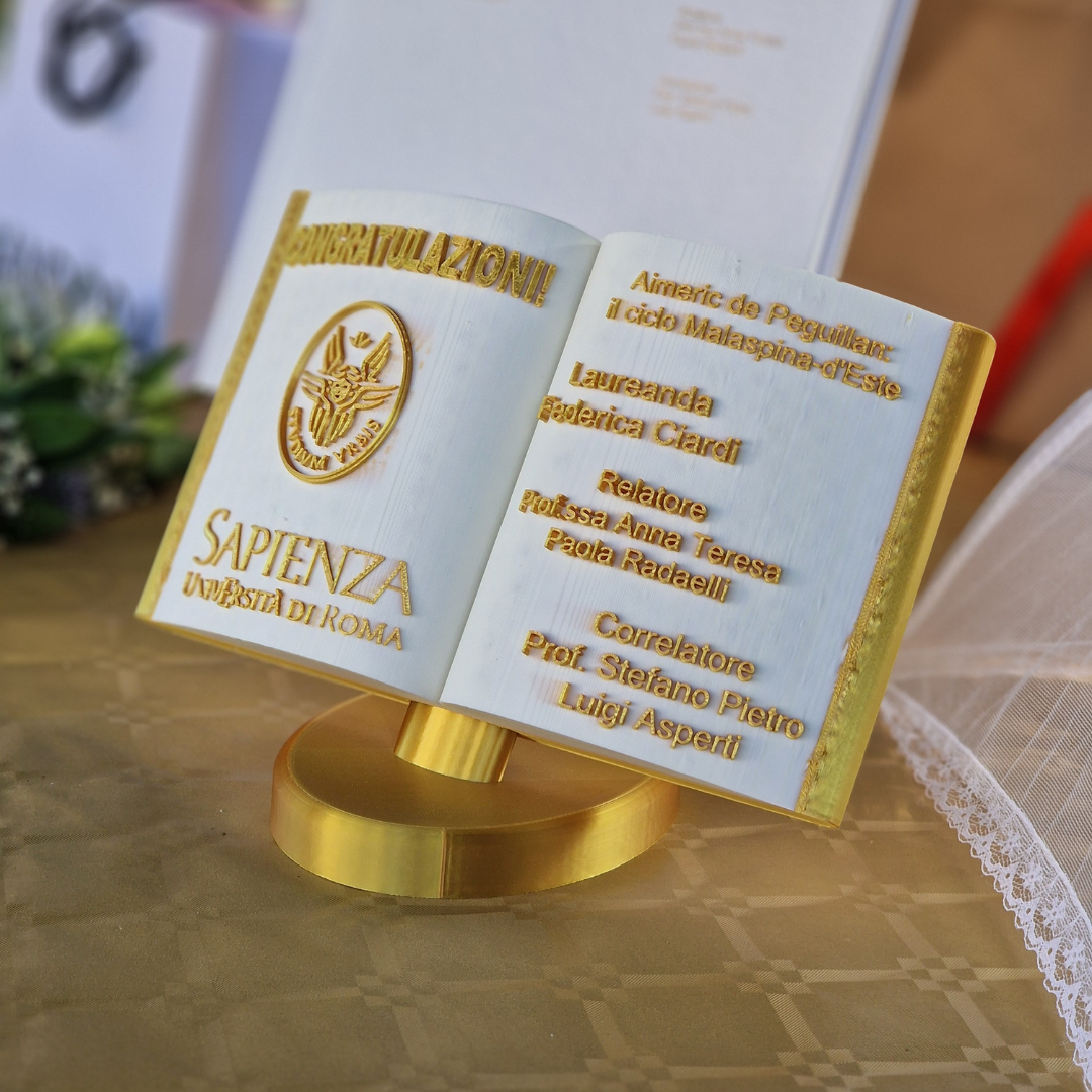 Idea Regalo Laurea - Libro Personalizzato su Piedistallo