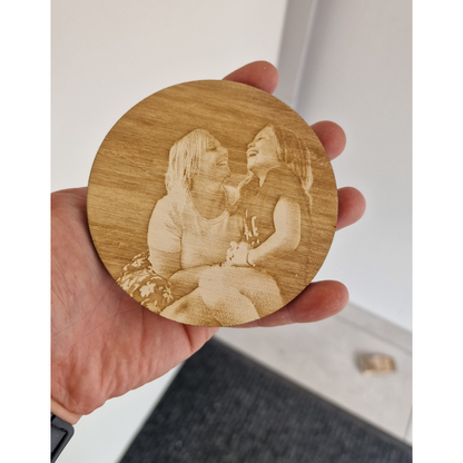 Scritta LOVE con Foto Incisa Sul Legno