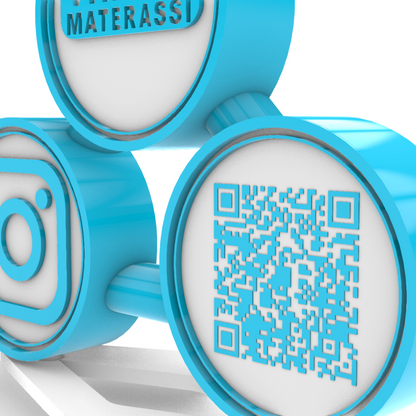 Codice QR (QR code) e Logo Aziendale su piedistallo