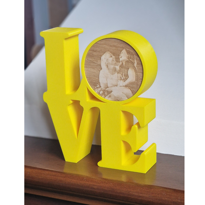 Scritta LOVE con Foto Incisa Sul Legno